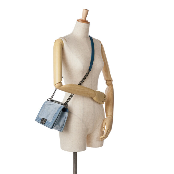 Auth Chanel Medium Denim Chevron Boy #158224C31B - Picture 6 of 6